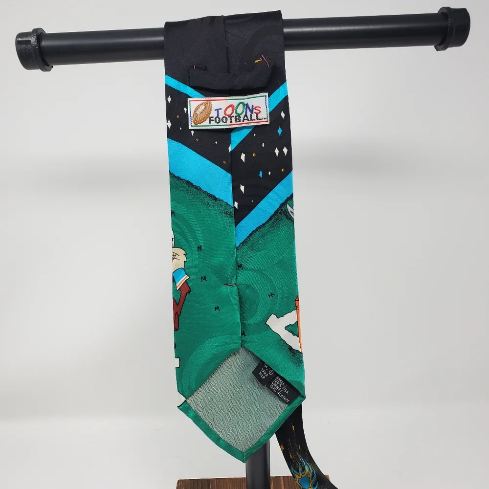 Vintage 1993 Loonie Tunes NFL Dolphins Silk Tie EUC